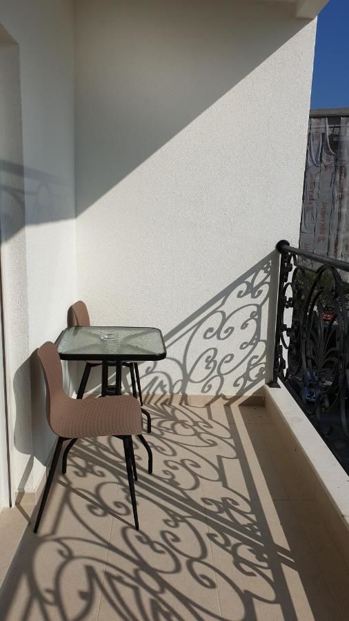 Гостевой дом APARTMENTS TOMIĆ Бечичи