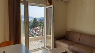 Гостевой дом APARTMENTS TOMIĆ Бечичи Суперлюкс с видом на море-12