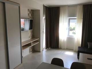 Гостевой дом APARTMENTS TOMIĆ Бечичи Улучшенный люкс с видом на море-7