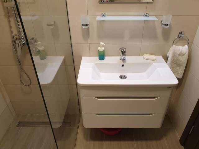 Гостевой дом APARTMENTS TOMIĆ Бечичи-19